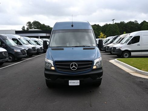 Used 2018 Mercedes-Benz Sprinter 2500 image 23