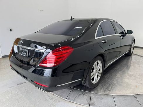 Used 2017 Mercedes-Benz S 550 Sedan image 31