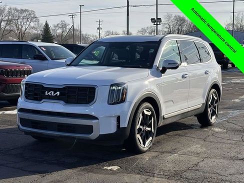 Used 2025 Kia Telluride S image 31