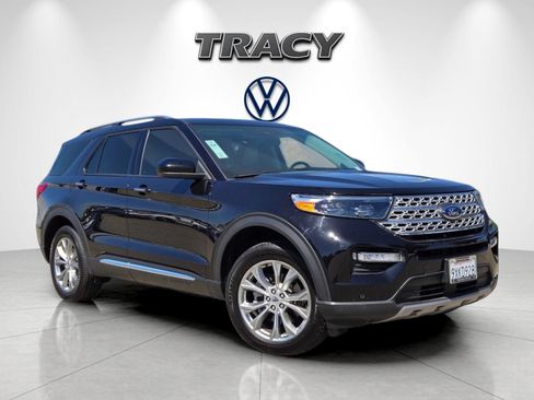 Used 2024 Ford Explorer Limited AWD/4WD image 2