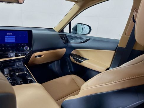 Used 2025 Lexus NX 350h AWD w/ Accessory Package (2T) image 22