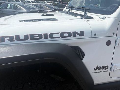 Used 2026 Jeep Wrangler Unlimited Rubicon AWD/4WD image 29