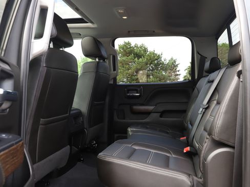 Used 2019 GMC Sierra 2500 Denali AWD/4WD image 17
