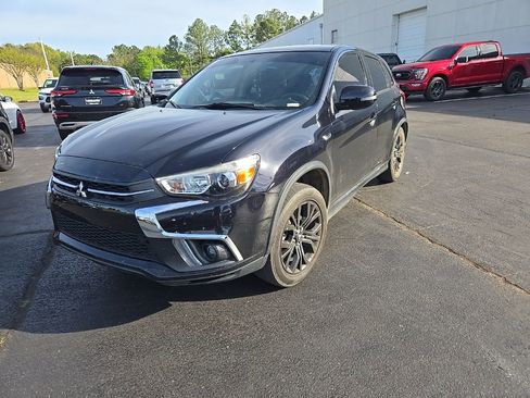 Used 2019 Mitsubishi Outlander Sport LE image 1