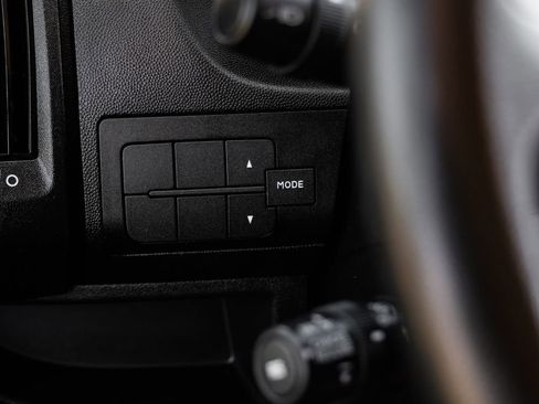 Used 2021 RAM ProMaster 2500 image 21