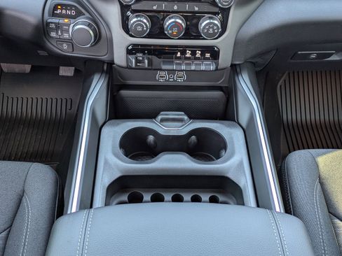 New 2026 RAM 1500 4x4 Crew Cab image 20