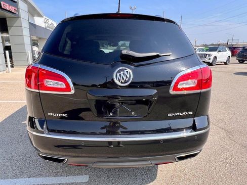 Used 2017 Buick Enclave Leather image 5