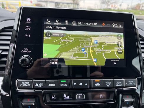 Used 2024 Honda Odyssey Elite image 16