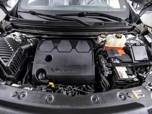 Used 2022 Buick Enclave Premium w/ Surround and Sites Package AWD/4WD image 46