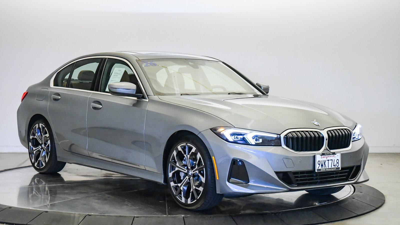 Used 2026 BMW 330i Sedan w/ Premium Package RWD image 6