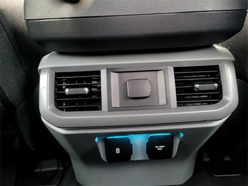 Used 2024 Ford F150 XLT w/ Mobile Office Package image 13