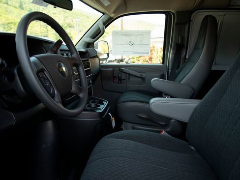 New 2025 Chevrolet Express 3500 w/ Driver Convenience Package RWD image 13