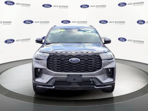 New 2026 Ford Explorer ST-Line w/ ST-Line Street Pack AWD/4WD image 8