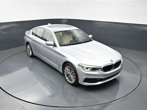 Used 2020 BMW 540i xDrive w/ Executive Package AWD/4WD image 19