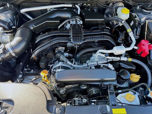 Used 2025 Subaru Crosstrek 2.5i Limited w/ Crosstrek Mirror Package image 43