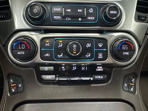 Used 2020 Chevrolet Tahoe Premier AWD/4WD image 21
