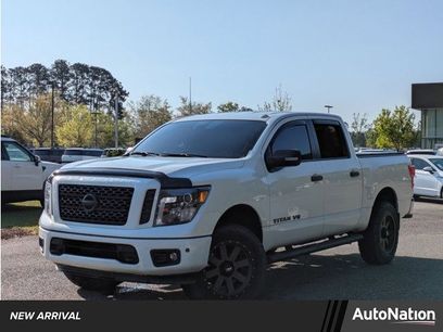 Used 2019 Nissan Titan SL w/ Midnight Edition