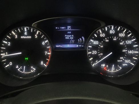 Used 2019 Nissan Pathfinder S AWD/4WD image 23
