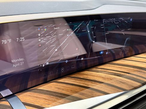 New 2026 Cadillac Escalade ESV Platinum Sport AWD/4WD image 34