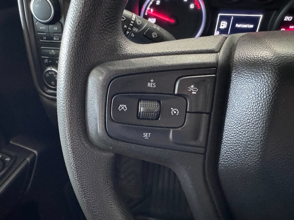 Certified 2023 Chevrolet Silverado 1500 Custom AWD/4WD image 15