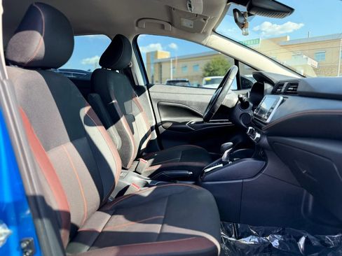 Used 2020 Nissan Versa SR FWD image 22
