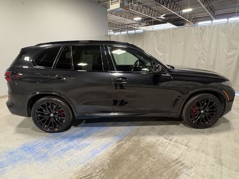 Used 2024 BMW X5 xDrive40i w/ M Sport Package AWD/4WD image 17
