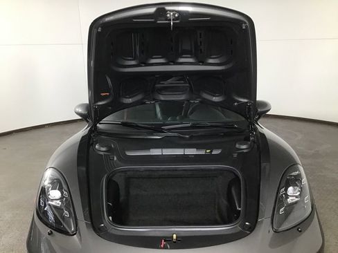 Certified 2024 Porsche 718 Cayman GTS RWD image 18
