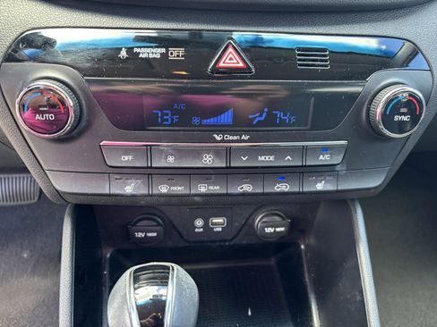 Used 2016 Hyundai Tucson Limited FWD image 25