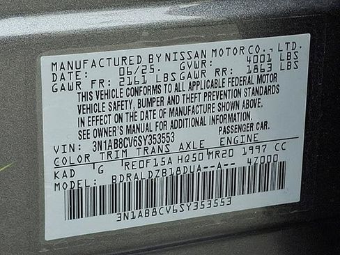 Certified 2025 Nissan Sentra SV w/ Trunk Package FWD image 27