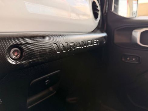 Used 2021 Jeep Wrangler Unlimited Sport AWD/4WD image 28