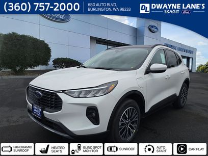 New 2025 Ford Escape SE w/ Class II Trailer Tow Package