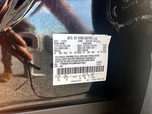 Used 2021 Ford Explorer Limited w/ Equipment Group 301A RWD image 19