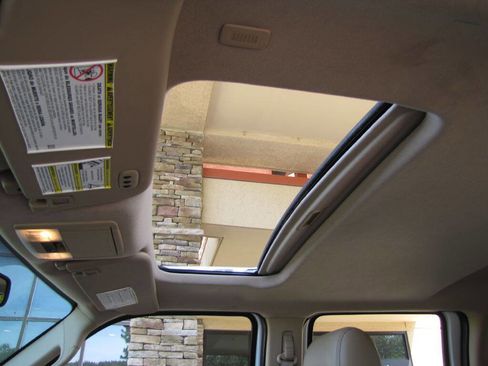 Used 2015 Ford F250 Lariat w/ Lariat Ultimate Package image 16