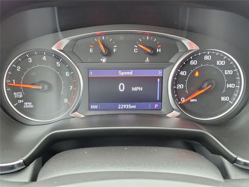 Used 2023 Chevrolet Blazer LT image 25