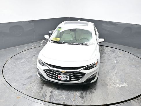 Used 2023 Chevrolet Malibu LT w/ Driver Confidence Package image 43