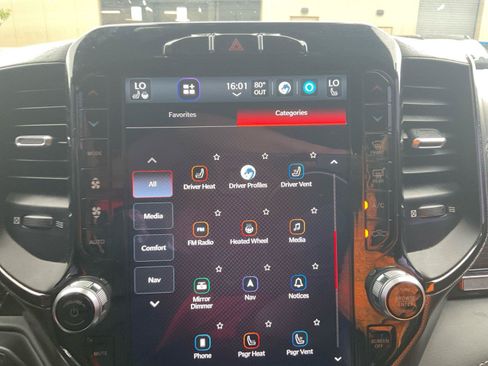 Used 2022 RAM 1500 Limited w/ Night Edition AWD/4WD image 17