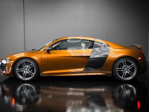 Used 2010 Audi R8 V10 image 5