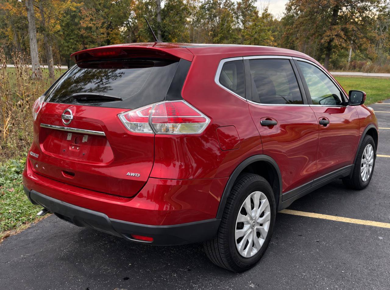 Used 2016 Nissan Rogue SV AWD/4WD image 6