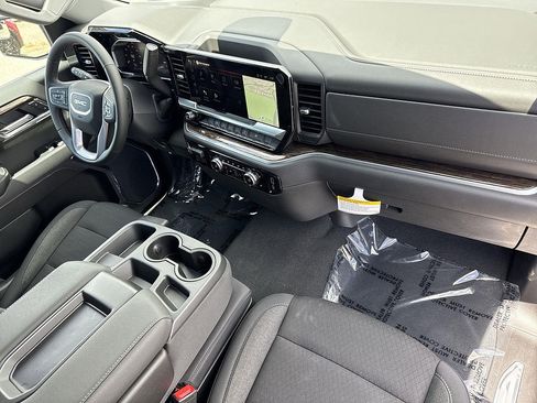 New 2026 GMC Sierra 1500 Elevation w/ LPO, Elevation Black Package RWD image 29