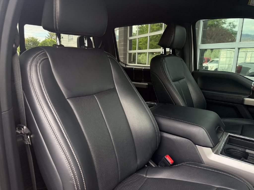 Used 2022 Ford F250 Lariat w/ Black Appearance Package AWD/4WD image 47