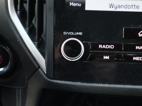 Used 2024 Subaru Forester Touring w/ POP Package 3 image 32