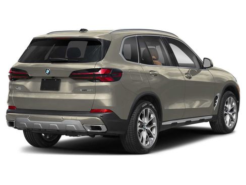Used 2026 BMW X5 xDrive40i AWD/4WD image 2