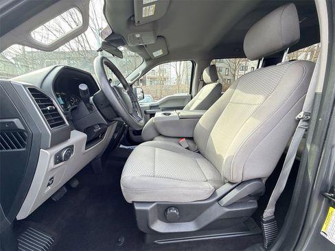 Used 2019 Ford F150 XLT w/ XTR Package image 13