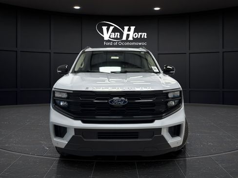 Used 2025 Ford Expedition Max Active AWD/4WD image 2
