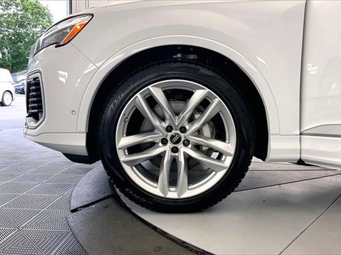 New 2025 Audi Q7 3.0T Premium Plus image 12