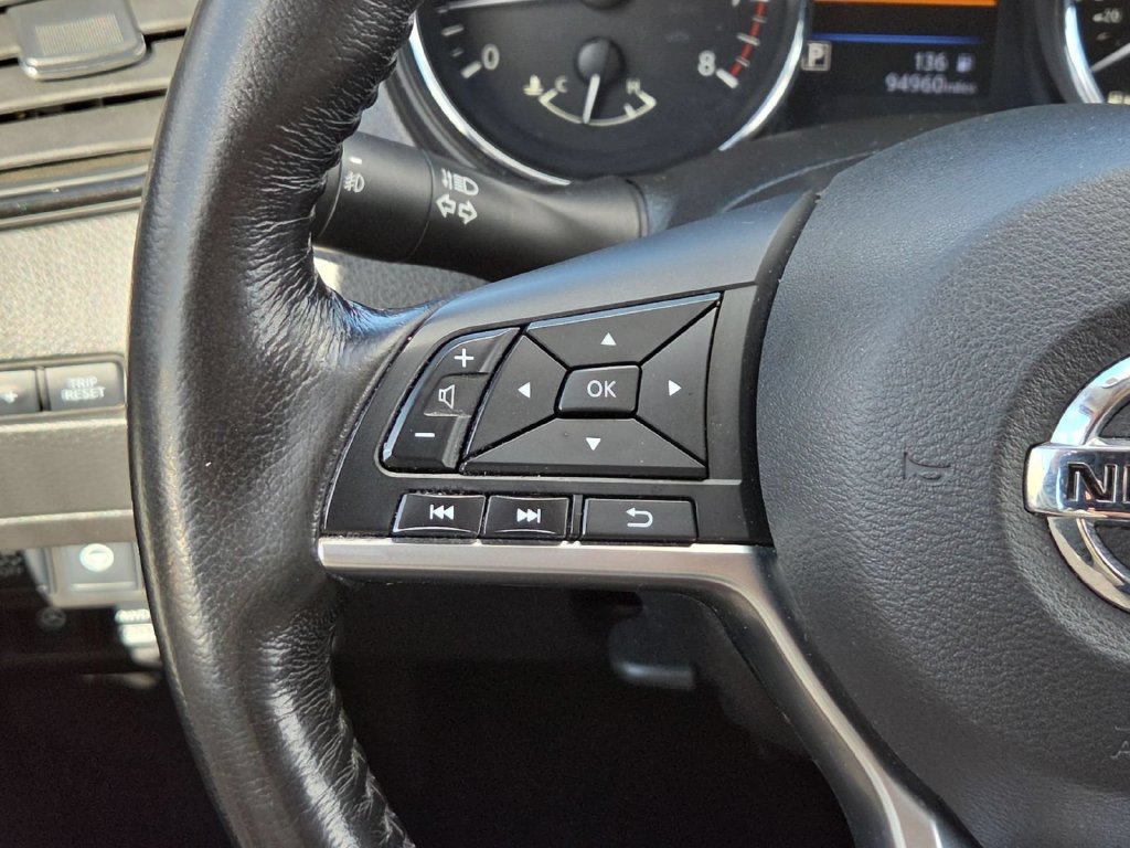 Used 2018 Nissan Rogue SL w/ Premium Package AWD/4WD image 19