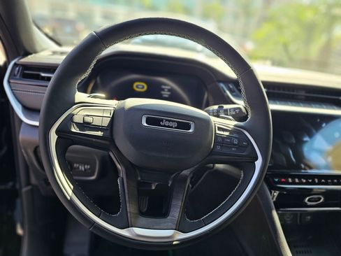 New 2026 Jeep Grand Cherokee Altitude AWD/4WD image 22