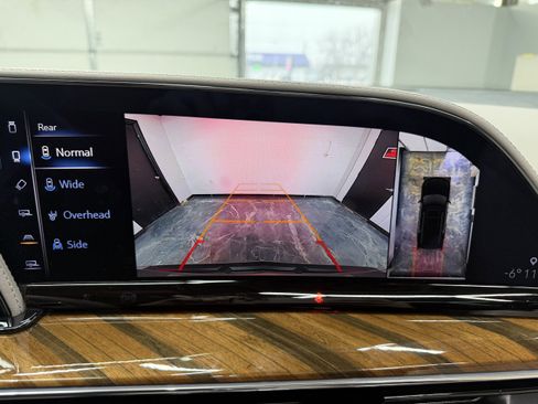 Used 2024 Cadillac Escalade Sport Platinum image 19