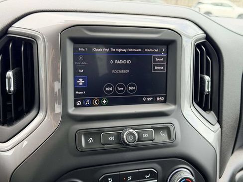Used 2023 Chevrolet Silverado 1500 Custom AWD/4WD image 19