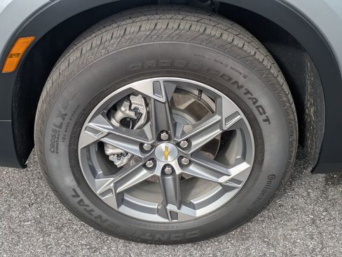 Used 2024 Chevrolet Blazer LT image 11